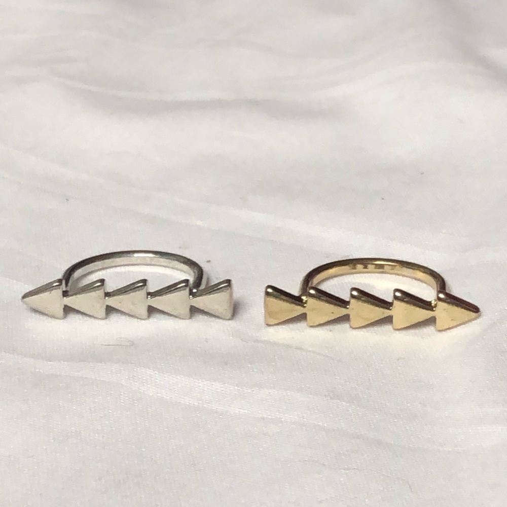 Interlocking Arrow Rings Size 7 - Picture 2 of 3
